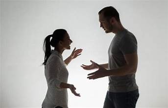 العنف المنزلى و أضراره على العلاقات الزوجية
